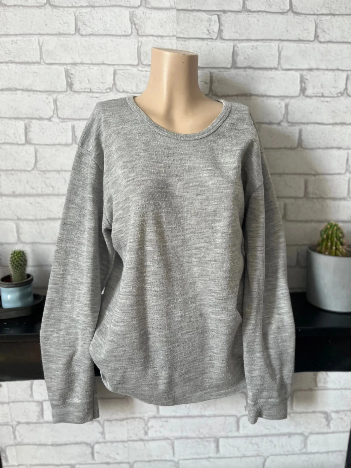 Haut gris basique – Taille 42/44